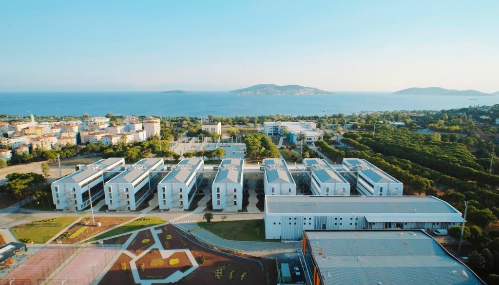 İSTANBUL ŞEHİR ÜNİVERSİTESİ