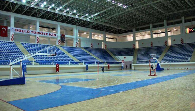 VAN KAPALI SPOR SALONU
